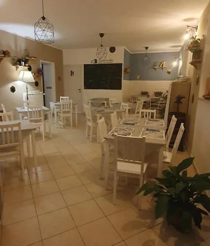 فندق مبيت وإفطار Castelvecchio سورانو